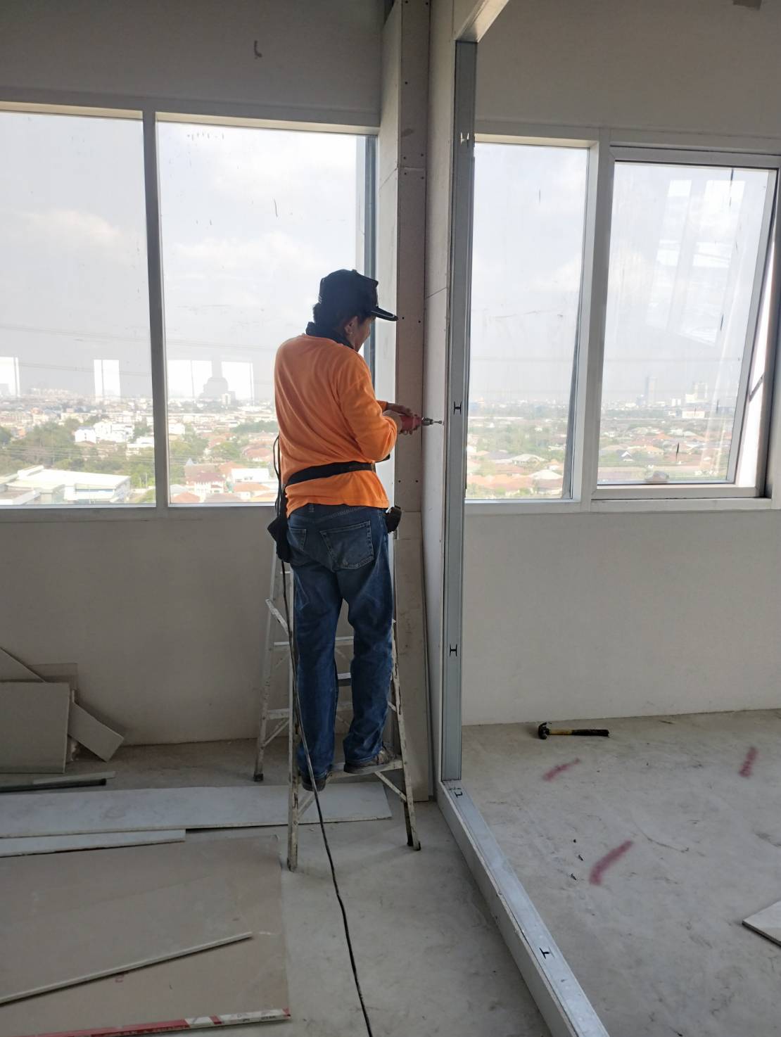 งานยิงโครงยิงผนังเบา